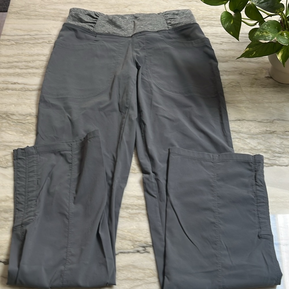 Mountain hardware small women’s stretch athletic gray pants - Picture 10 of 13